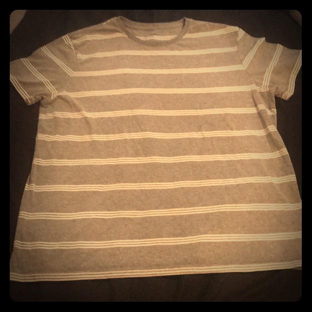 Tee shirt